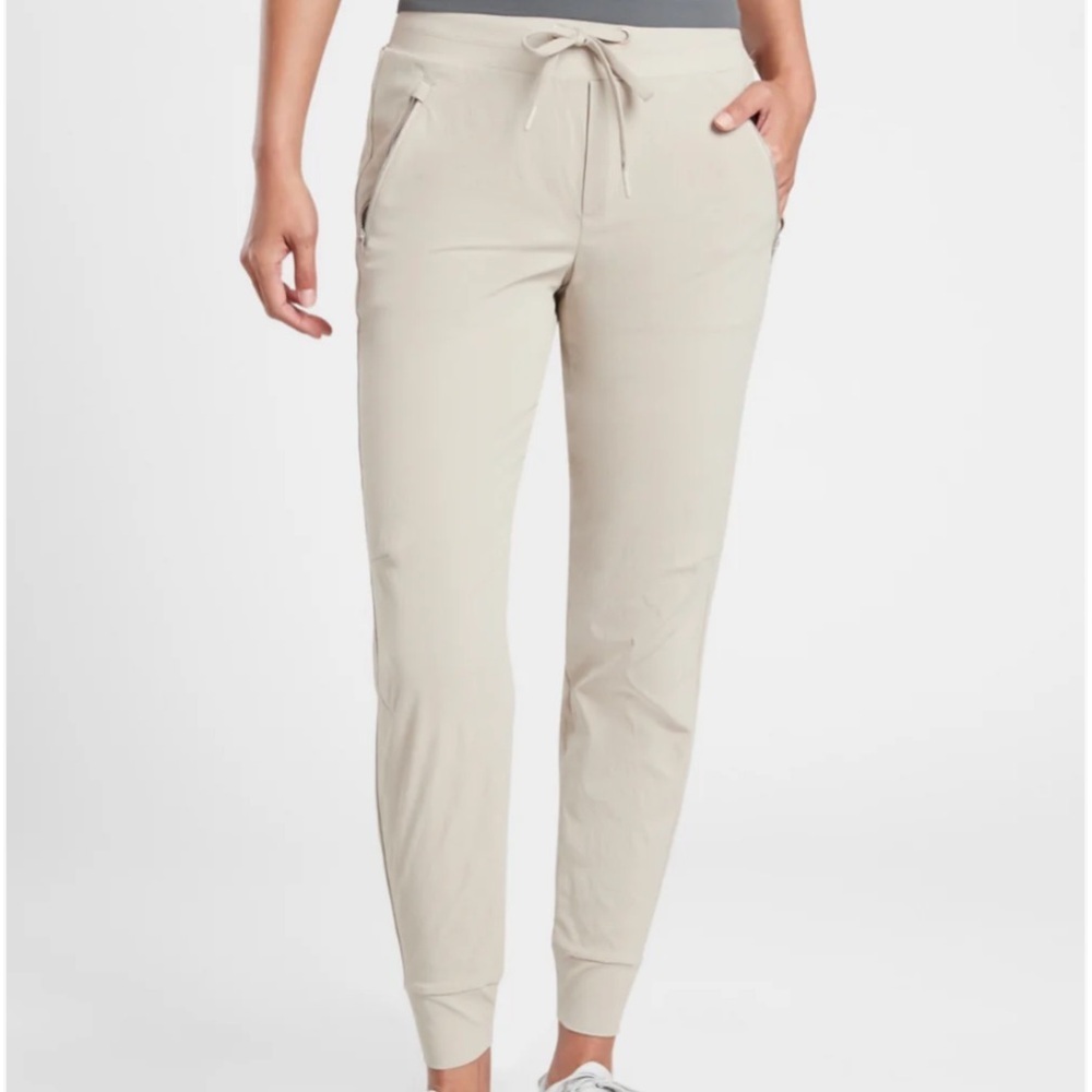 Athleta Trekkie North High Rise Joggers Size 12